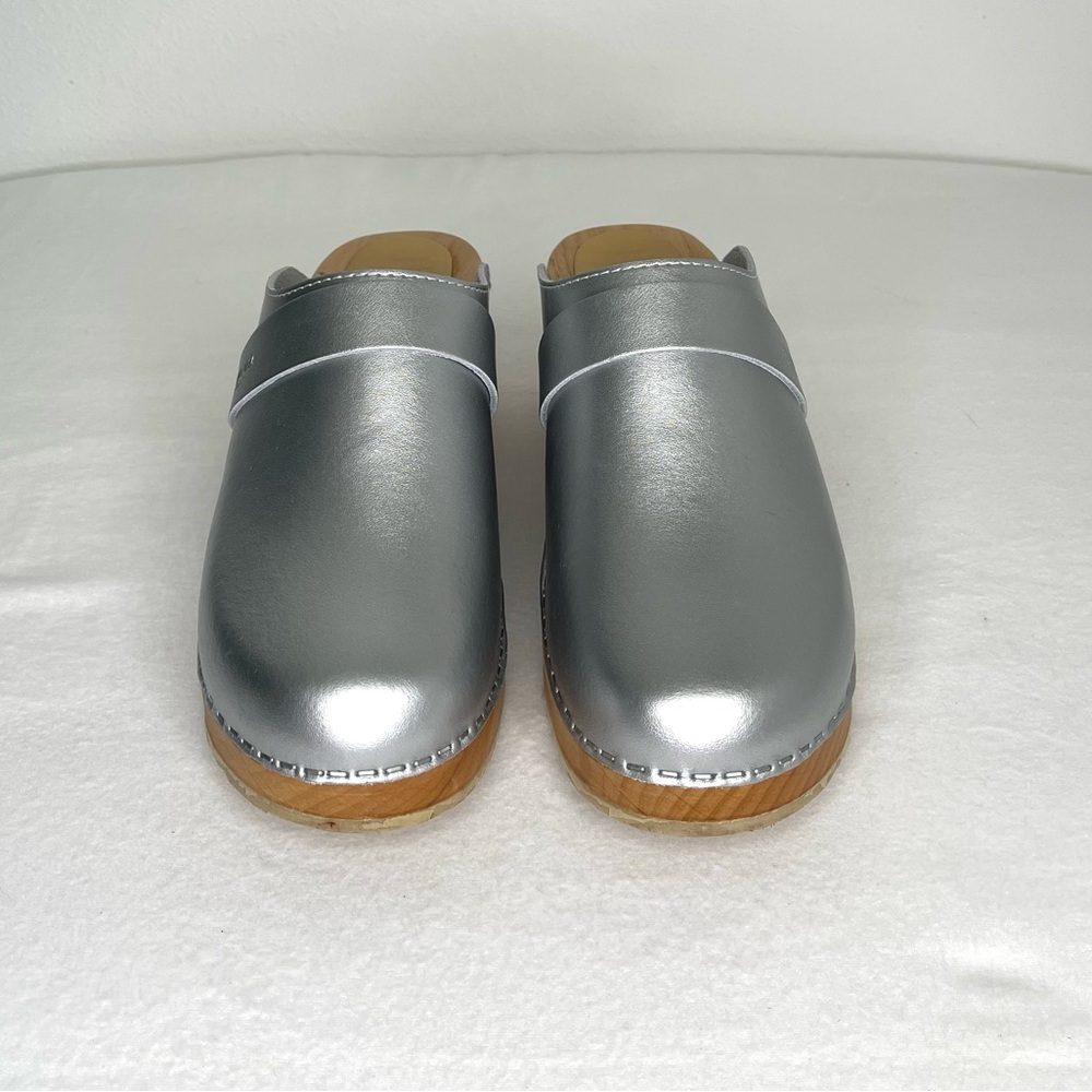 Maguba Swedish Metallic Silver Leather Clog Mules - Picture 2 of 4